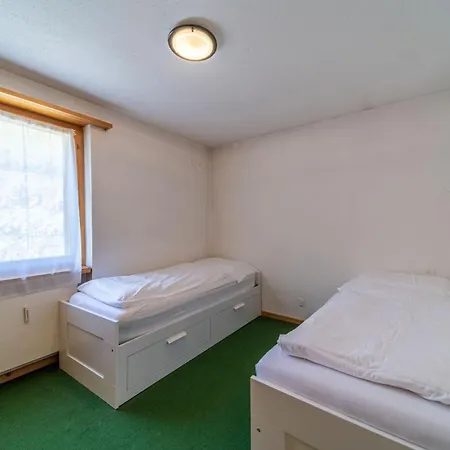 Chesa La Drosa - Celerina Apartment